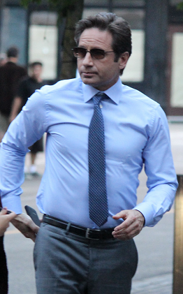 david-duchovny-set-vancouver-25–06–2015–003-small.png