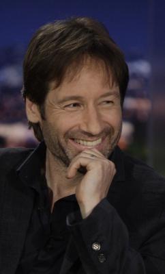 david_duchovny_conan_obrien_08_06_2009_b_small.jpg