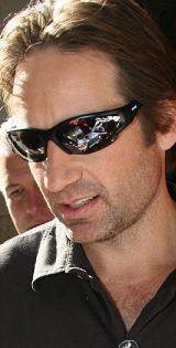 david_duchovny_los_angeles_09_05_2007_b_small.jpg