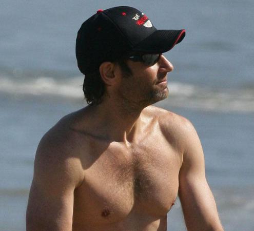 david_duchovny_malibu_21_06_2009_f_small.jpg