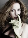 gillian_anderson_new_esquire_set_2008_2009_15.jpg