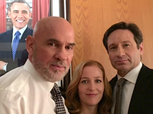 revival-set-mitch-pileggi-david-duchovny-gillian-anderson-2015.png