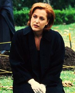 xfiles-terms-of-endearment-set-002-small.jpg